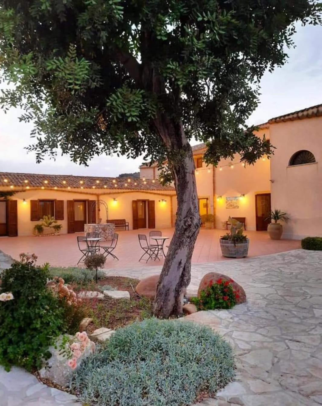 Vila Agriturismo Antichi Granai Calatafimi Exteriér fotografie